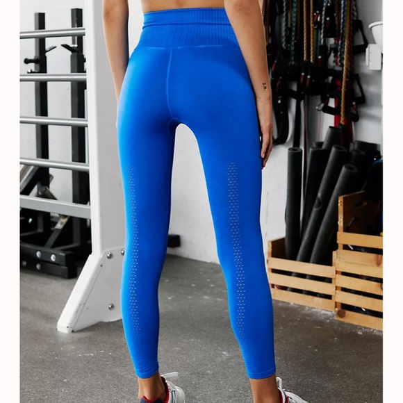 Free People High-Rise 7/8 Length Good Karma Leggings - Picture 4 of 7